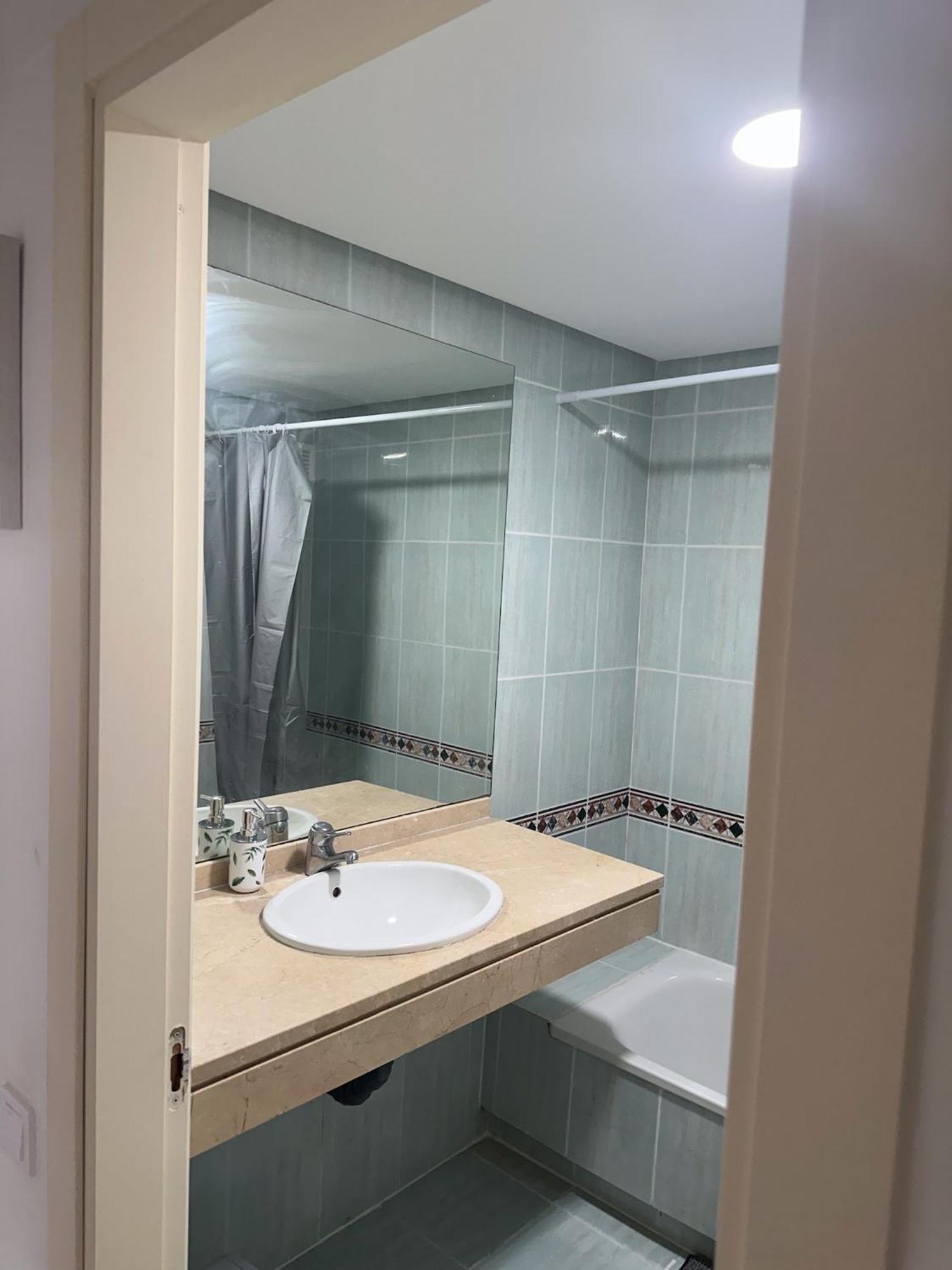 Torremolinos Habitaciones Privada En Apartamentos Compartidos Luaran gambar
