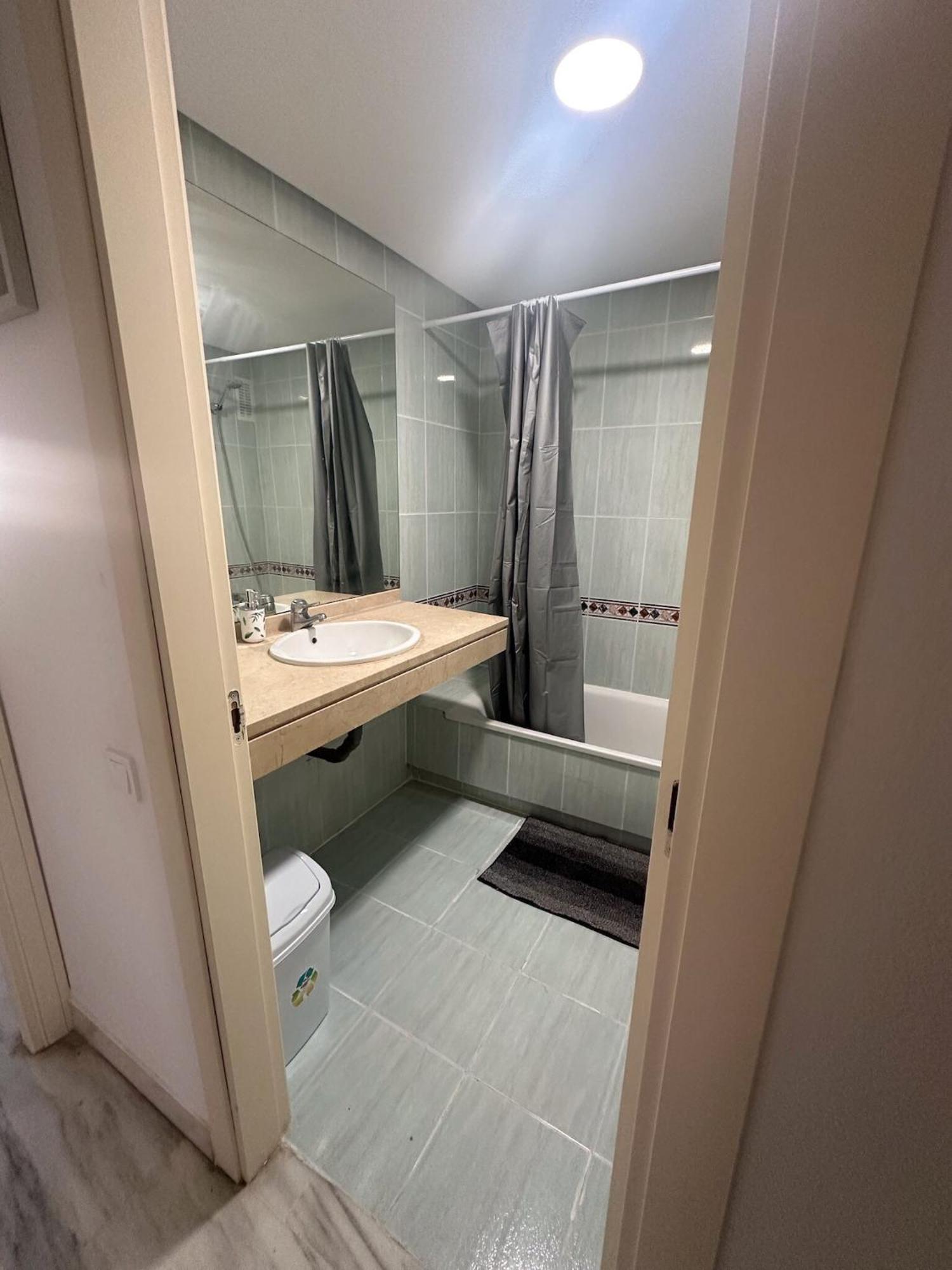 Torremolinos Habitaciones Privada En Apartamentos Compartidos Luaran gambar