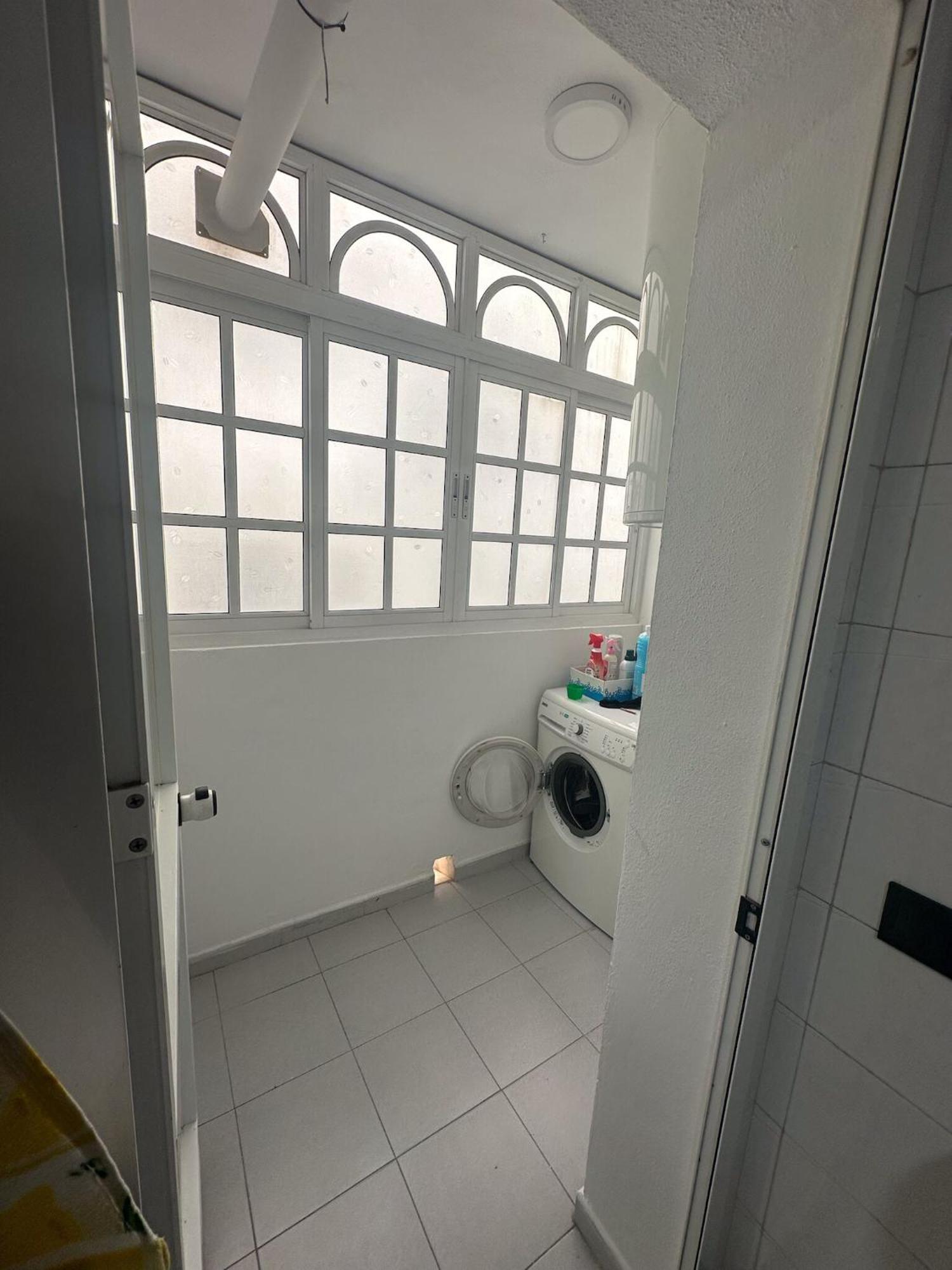 Torremolinos Habitaciones Privada En Apartamentos Compartidos Luaran gambar