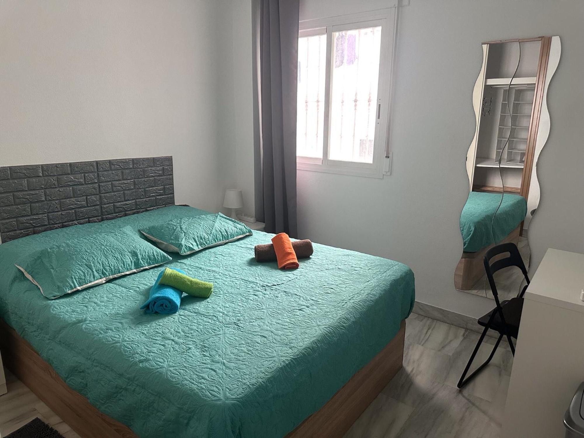 Torremolinos Habitaciones Privada En Apartamentos Compartidos Luaran gambar
