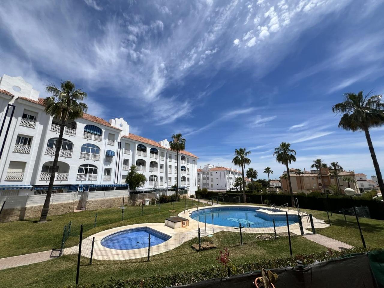 Torremolinos Habitaciones Privada En Apartamentos Compartidos Luaran gambar